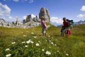 Hut-to-Hut Hiking around Cortina in 5 Days