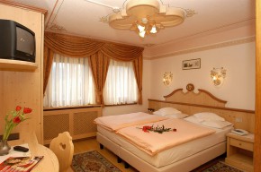 Hotel Cesa Padon, Livinallongo