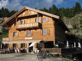 Rifugio Vallandro, Dolomites