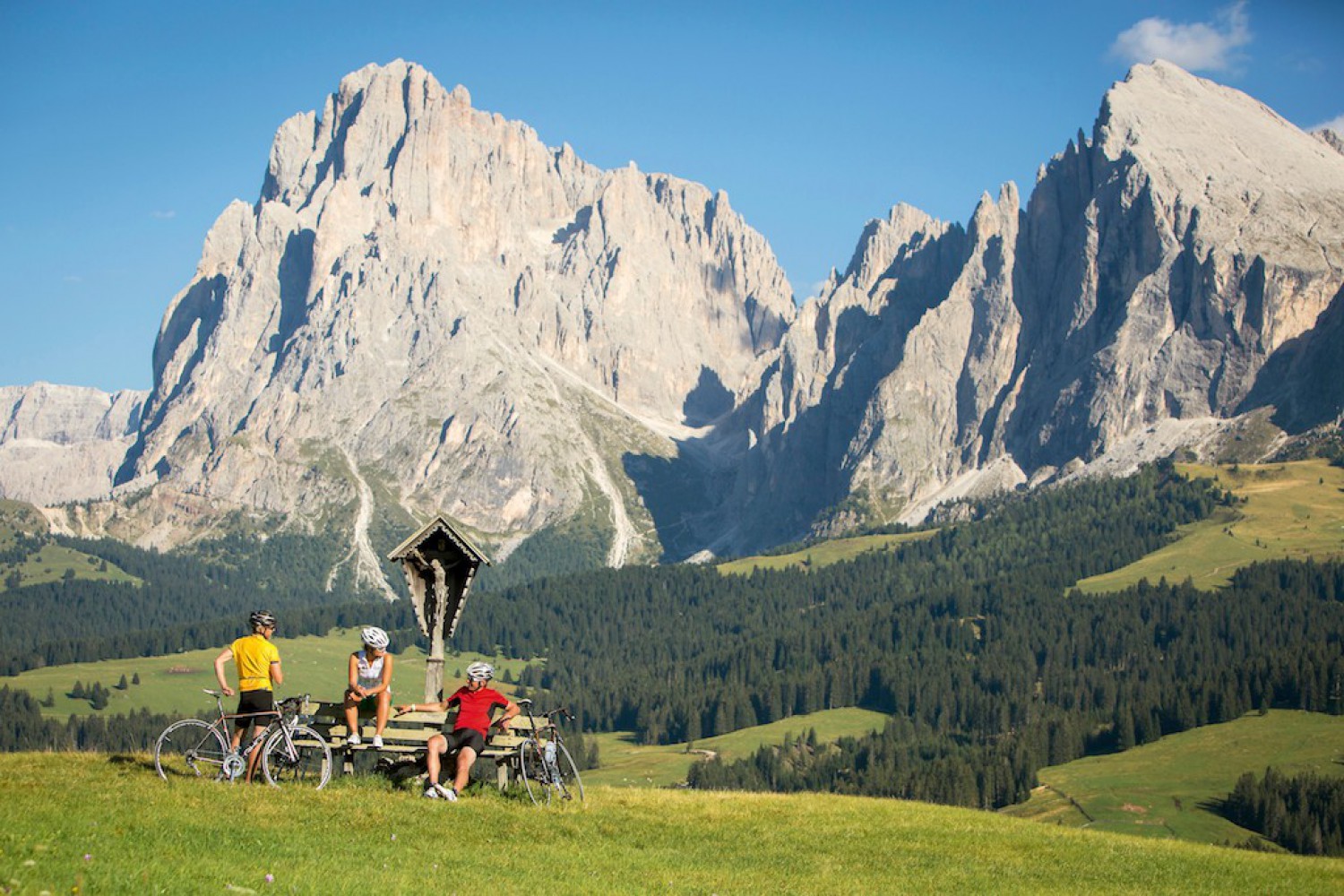 Dolomiti Path With Mountain Mountain Biking Trip Dolomites Italy Dolomite Mountains