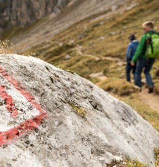 dolomites hiking trips