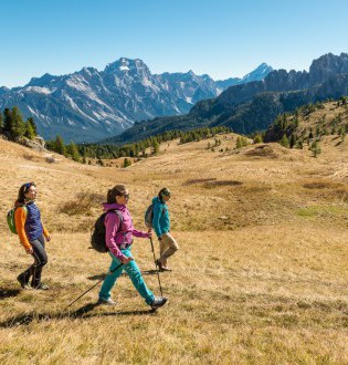 dolomites hiking trips