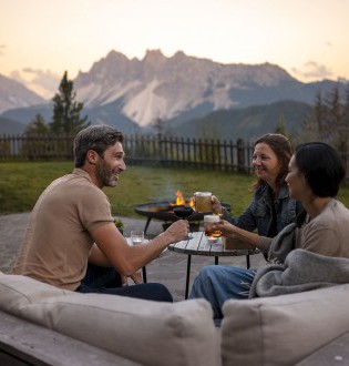 hiking tours in the dolomites